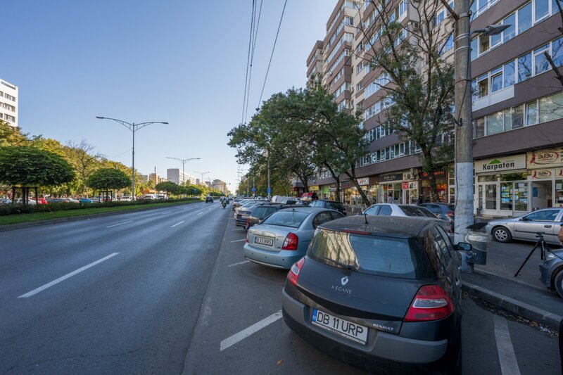 Lujerului, Piata Veteranilor, spatiu comercial, vad comercial, inchiriat.